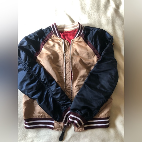 SOLD Alpha Industries reversible bomber jacket - Picture 4 of 6